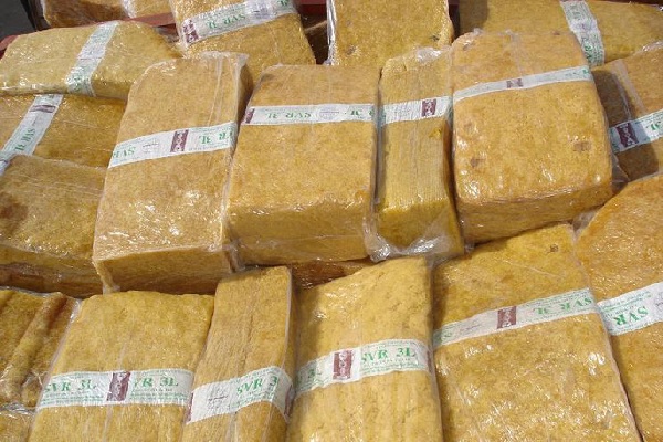 Xuất khẩu cao su tháng 8 tăng gần 16% 